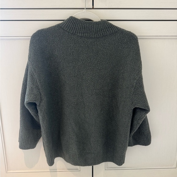VINCE Women's Green/Grey Crewneck Sweater size extra small XS - Picture 4 of 5